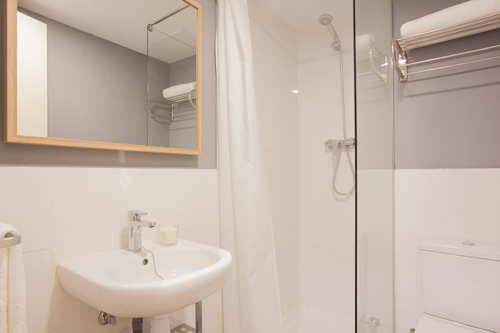 Click&Flat Europa Fira Apartments L'Hospitalet de Llobregat Dış mekan fotoğraf