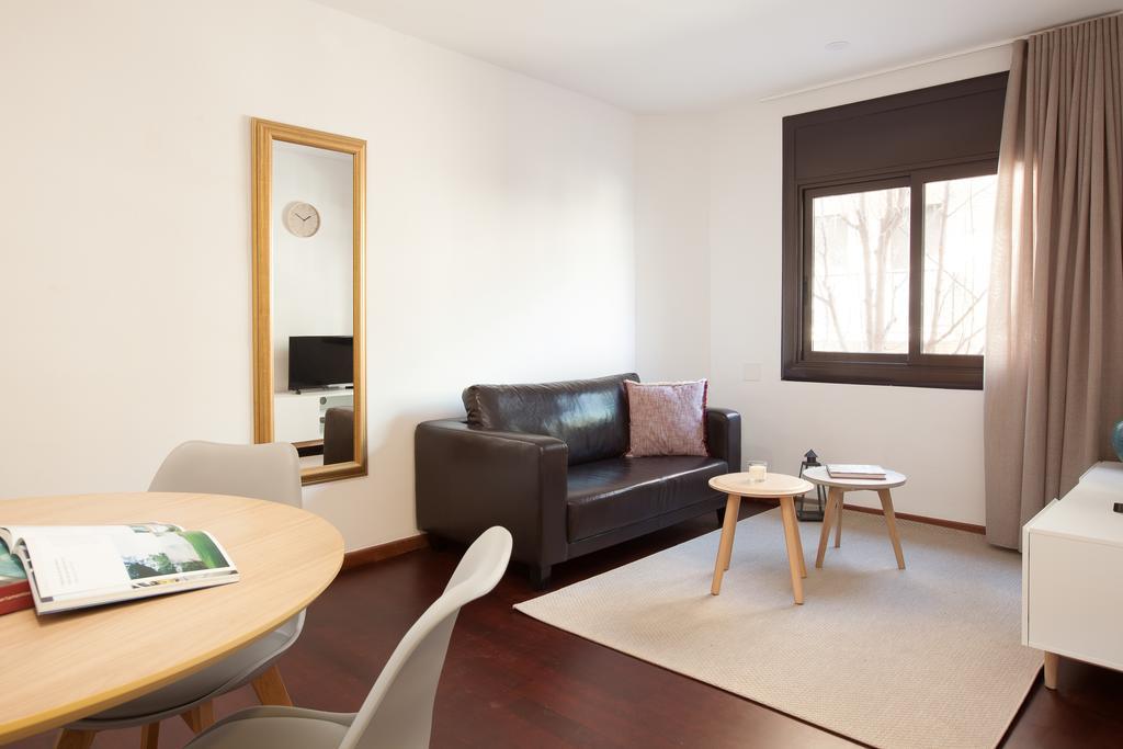 Click&Flat Europa Fira Apartments L'Hospitalet de Llobregat Dış mekan fotoğraf
