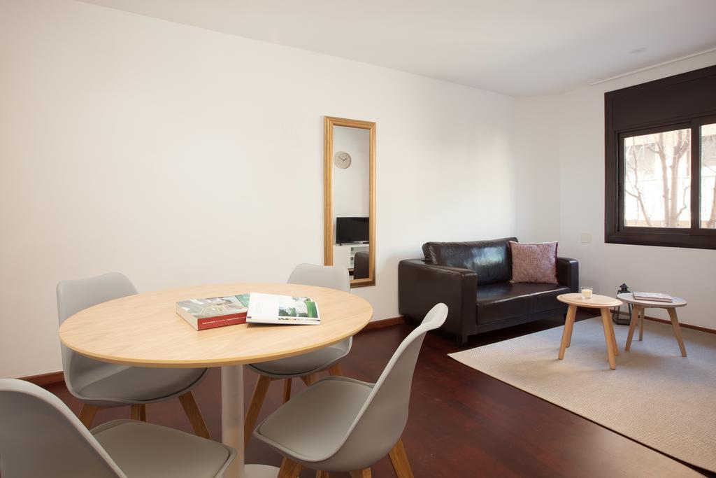 Click&Flat Europa Fira Apartments L'Hospitalet de Llobregat Dış mekan fotoğraf