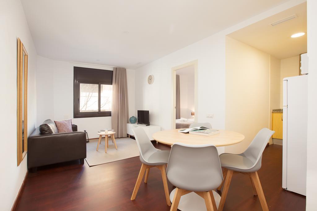 Click&Flat Europa Fira Apartments L'Hospitalet de Llobregat Dış mekan fotoğraf
