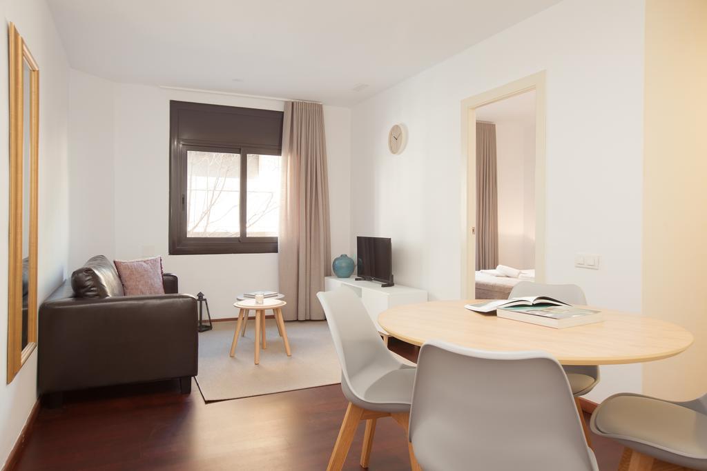 Click&Flat Europa Fira Apartments L'Hospitalet de Llobregat Dış mekan fotoğraf