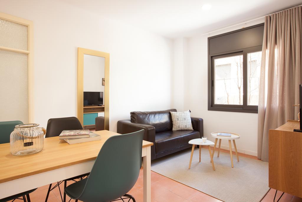 Click&Flat Europa Fira Apartments L'Hospitalet de Llobregat Dış mekan fotoğraf